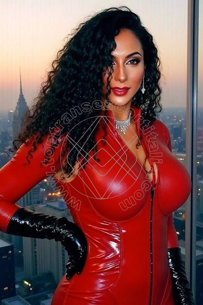 Foto 11 di Melissa Marin transescort Como