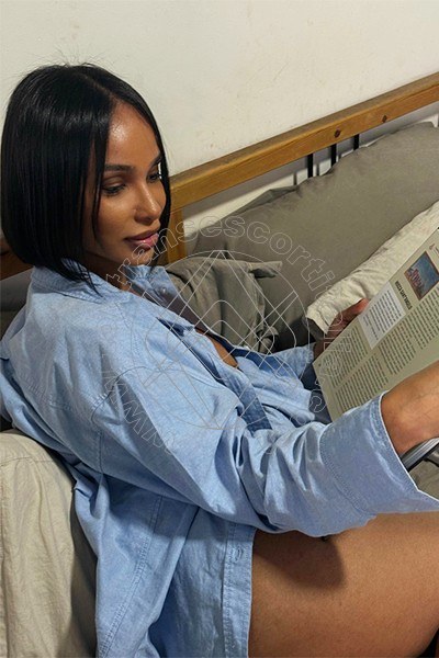 Foto 16 di Ella Ricci transescort Bologna