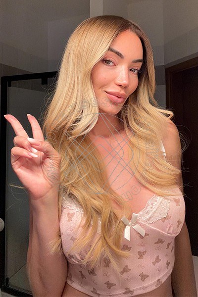 Foto 8 di Vanessa Hilton transescort Brescia