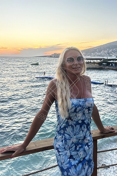 Foto 11 di Eva Ferrari L'italiana transescort Viareggio