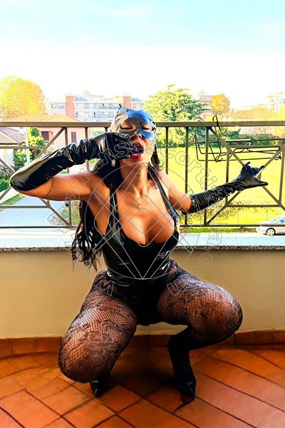 Foto 19 di Thayys Castro transescort Verona