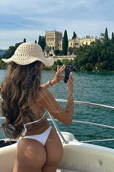 Foto 37 di Roberta Clowss transescort Desenzano Del Garda