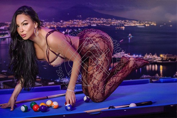 Foto 11 di Hilary Hot transescort Bari