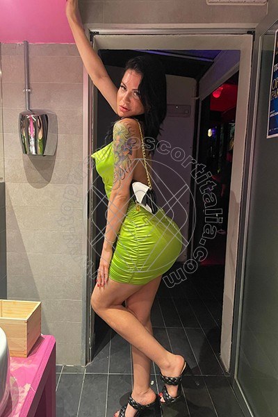 Foto 10 di Yah Tavarez transescort Roma