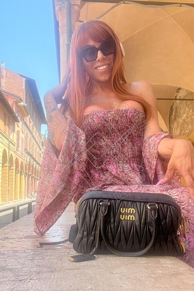 Foto 94 di Chloe' Diamond Mazzini Pornostar transescort Roseto Degli Abruzzi