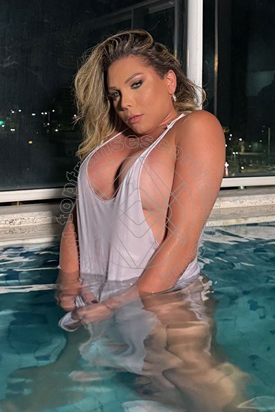 Foto 1 di Priscilla Ferrari transescort Alba Adriatica