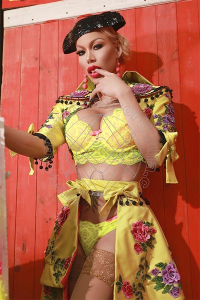 Foto 3 di Nina la divina transescort Ibiza