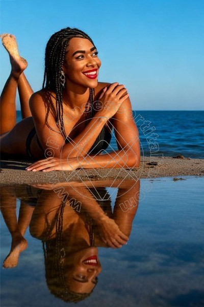 Foto 41 di Mariah Massage transescort Taranto