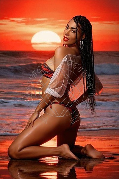 Foto 11 di Mariah Massage transescort Taranto