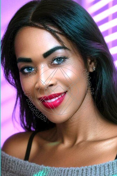 Foto 13 di Mariah Massage transescort Taranto