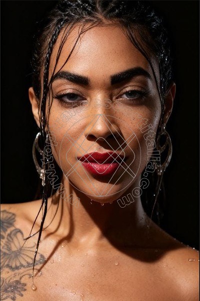 Foto 19 di Mariah Massage transescort Brindisi