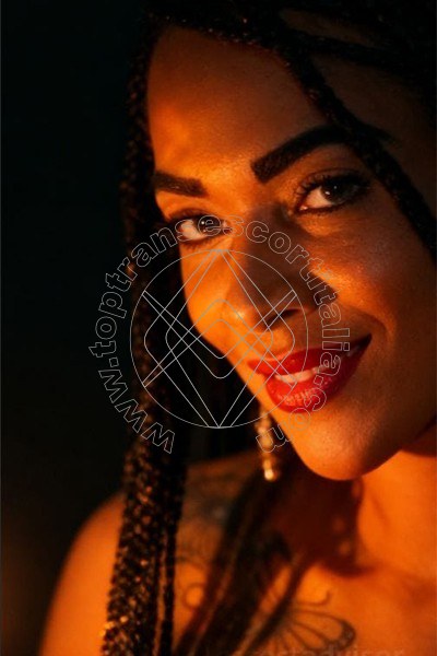 Foto 11 di Mariah Massage transescort Brindisi