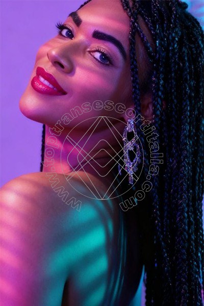 Foto 4 di Mariah Massage transescort Brindisi