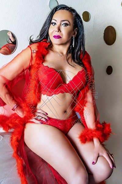 Foto 2 di Elena Muniz transescort Crotone