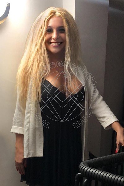 Foto hot 1 di Sophie Massaggiatrice transescort Monfalcone