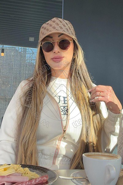 Foto 14 di Raphaela Martins Pornostar transescort Savona