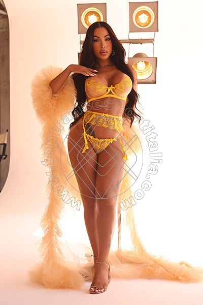 Foto 5 di Alícia Lins transescort Milano