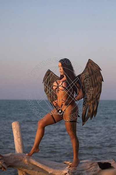 Foto 18 di Alícia Lins transescort Milano