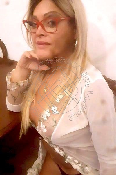 Foto 51 di Isabella Tx transescort Viareggio