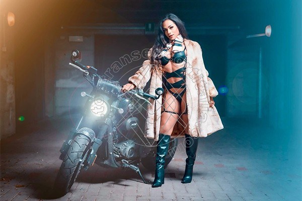 Foto 30 di Melani Vilhena transescort Parma
