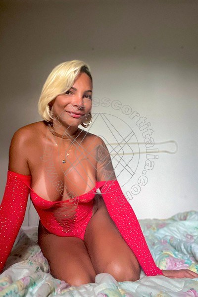 Foto 1 di Valentina Sexy transescort Prato