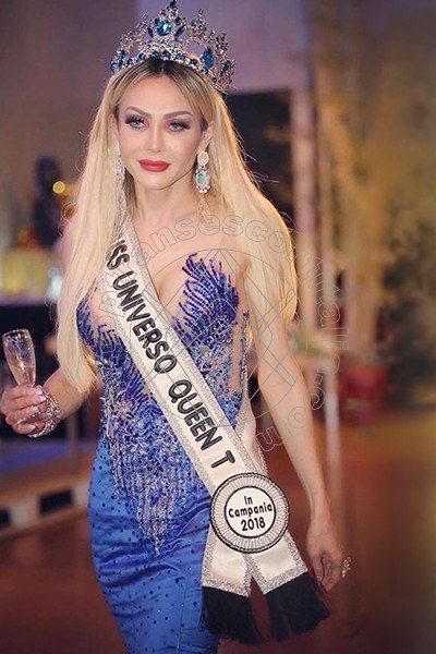 Foto 29 di Chrystal Medeiros Pornostar transescort Senigallia