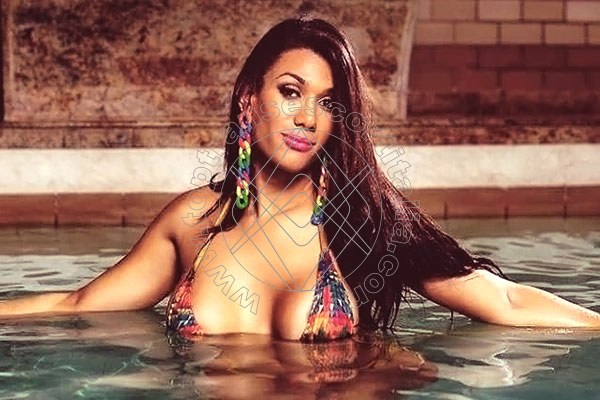 Foto 48 di Sabrina Sampaio transescort Crotone
