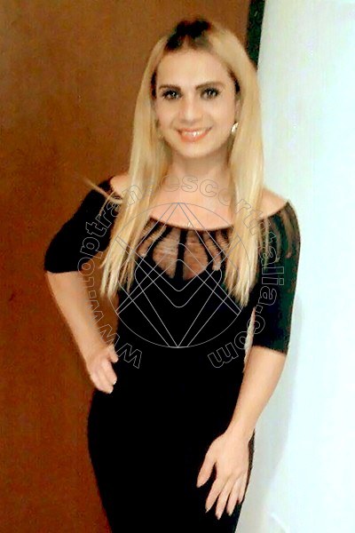 Foto 40 di Elena Dior transescort Cagliari