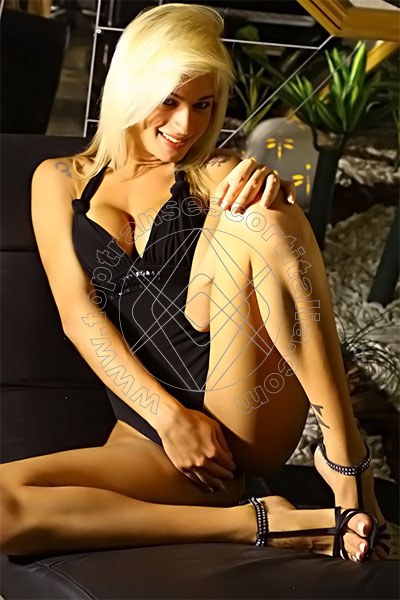 Foto 17 di Dany de Castro Pornostar transescort Vercelli