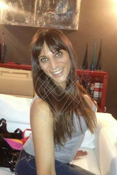 Foto 30 di Alessandra Dior transescort Isernia
