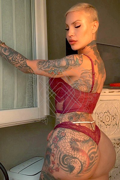 Foto 3 di Luna Marks Pornostar transescort Udine