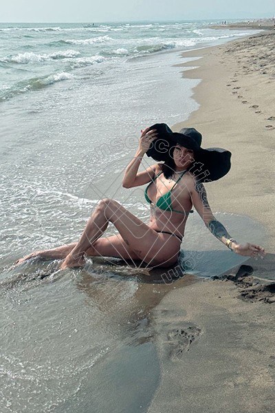 Foto 26 di Arianna Ferrari Pornostar transescort Roma