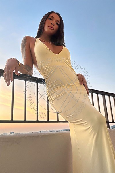 Foto 22 di Arianna Ferrari Pornostar transescort Roma