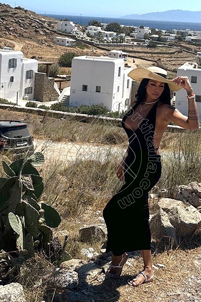 Foto 14 di Arianna Ferrari Pornostar transescort Roma