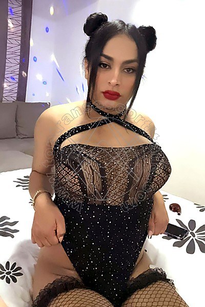 Foto 30 di Gisselle transescort Madrid