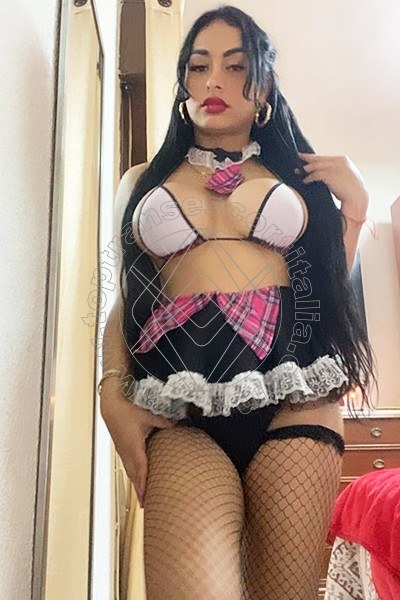 Foto 1 di Gisselle transescort Madrid