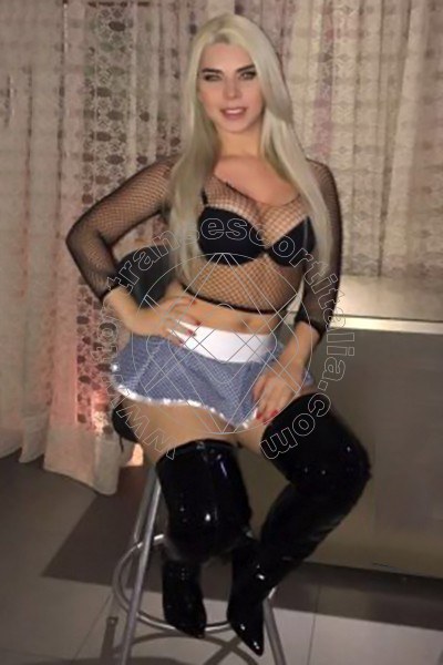 Foto 41 di Carol Penelope Pornostar transescort Carpi