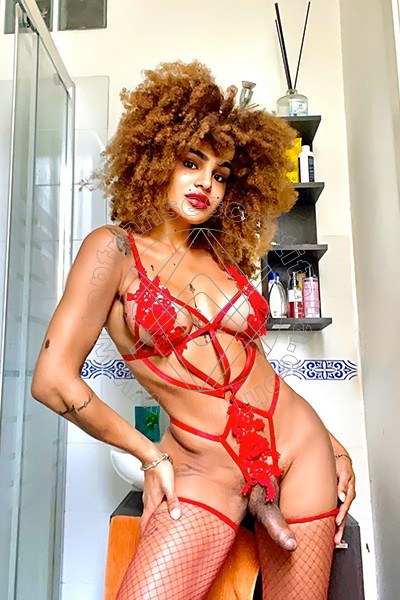 Foto hot 5 di Stella Ricci transescort Rimini