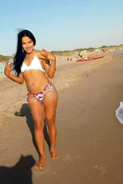 Foto 1 di Angelina transescort Latina