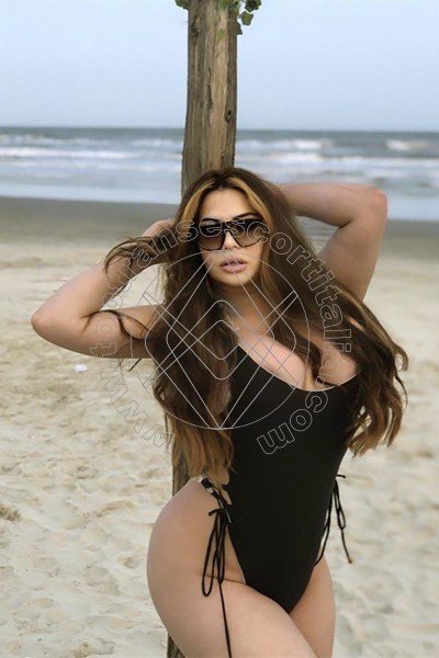 Foto 1 di Julianny Ferrari transescort Barueri