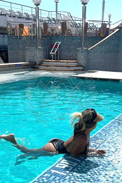 Foto 46 di Ellena Bittencourt transescort Roma