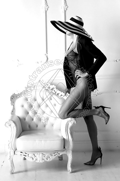 Foto 21 di Selvaggia Donati transescort Milano