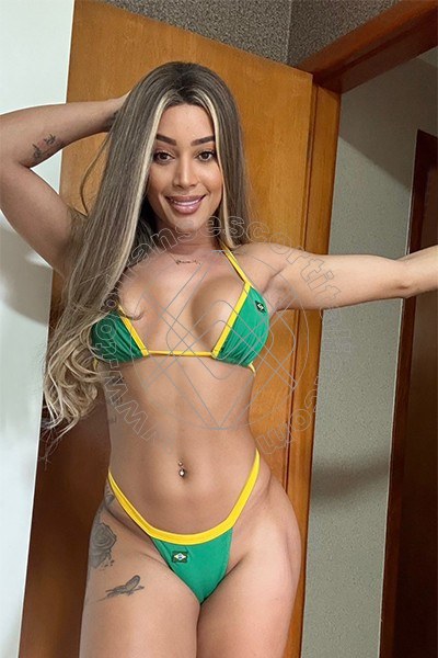 Foto 32 di Iris Araujo transescort Cagliari