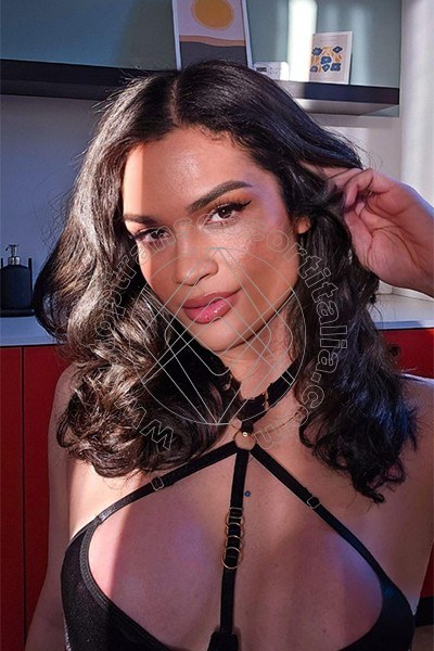 Foto 3 di Madoka transescort Bologna