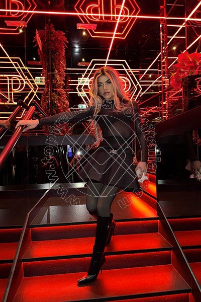 Foto 139 di Rafaella Menicucci Xxl transescort Milano