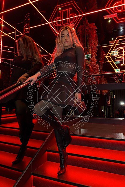 Foto 137 di Rafaella Menicucci Xxl transescort Milano