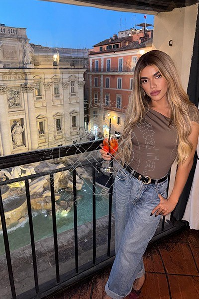 Foto 50 di Rafaella Menicucci Xxl transescort Milano