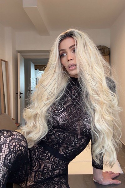 Foto 18 di Fernanda Ambrosio transescort Milano