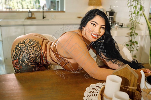Foto 18 di Luana castrinni transescort Milano