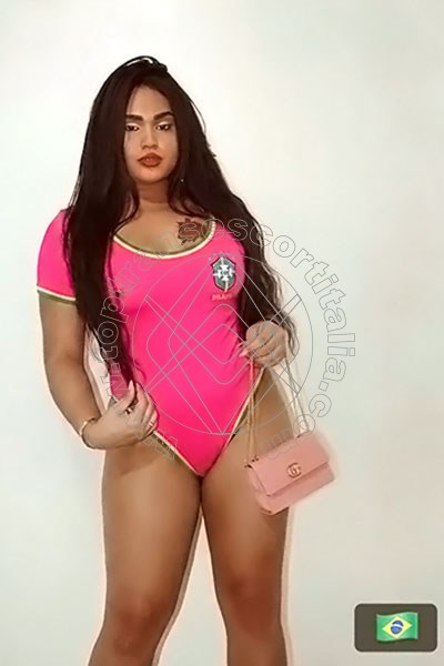 Foto 2 di Sally transescort Roma